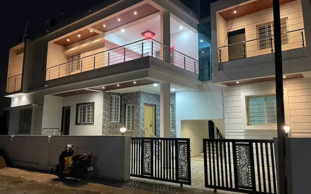 Shri Swami Samarth Home Stay