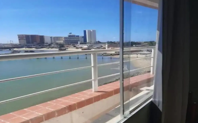 Yacht Coast