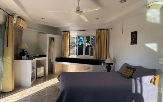 Baan Sanuan Resort