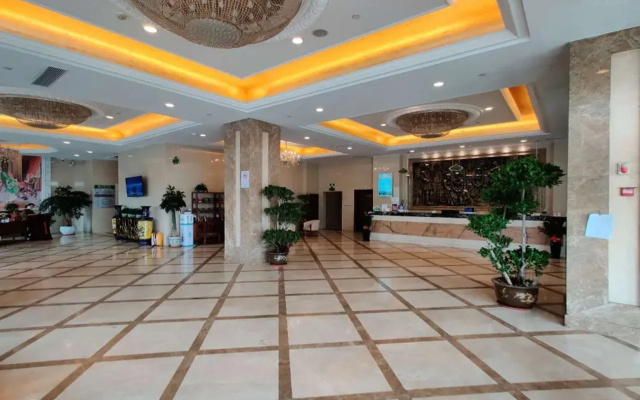 Vienna Classic Hotel (Shanghai Tinglin)