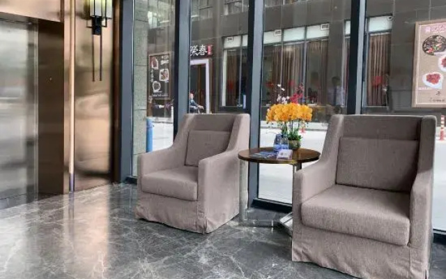KingStay Hotel