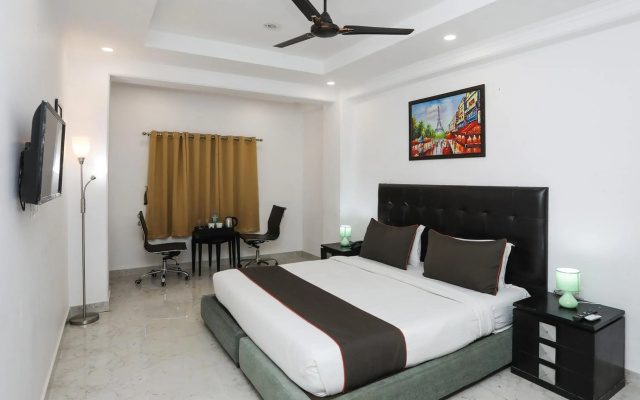 Collection O Residency Near Dwarka Sector 21 Metro Station