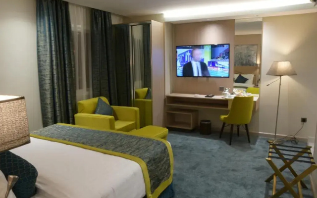 Отель Lahdat Hotel Al Balad