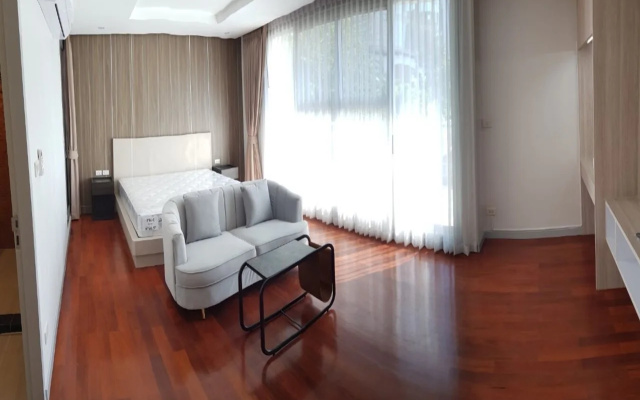 ViVi Avenue Thonglor