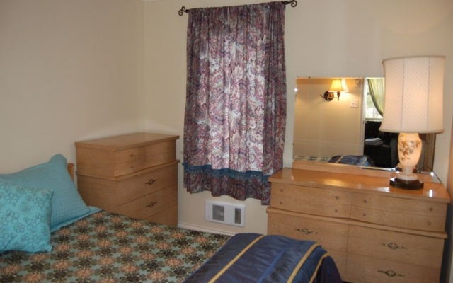 Woodside Inn