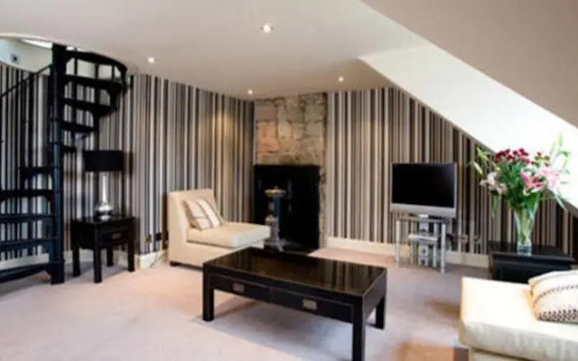 Royal Mile Residence