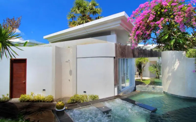 Taman Mesari Luxury Villa