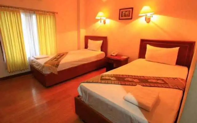 Hotel Grand Jamrud 2