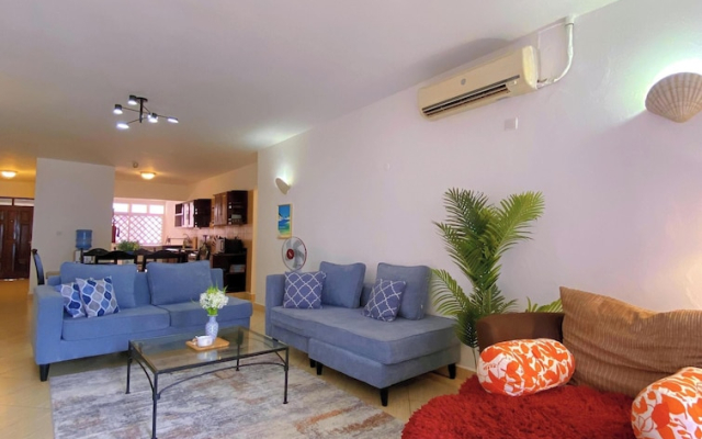 The La Mera Beach Apartments
