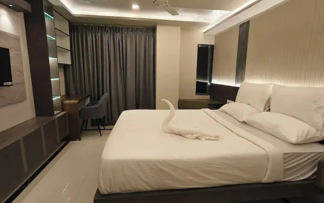 Hotel High Rise