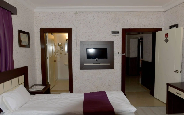 Kucuk Velic Hotel