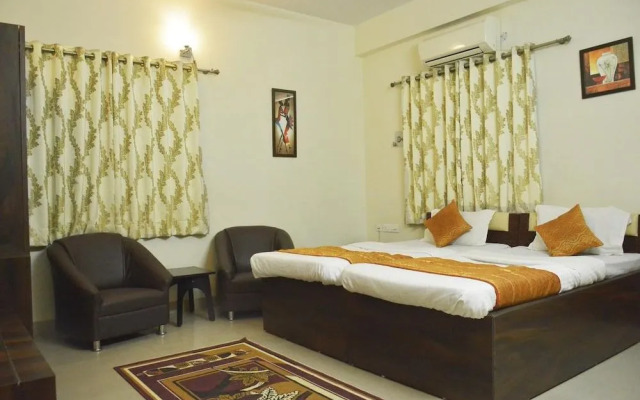 Treebo Ivory House