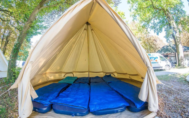 Zarautz Beachside Surf Camp