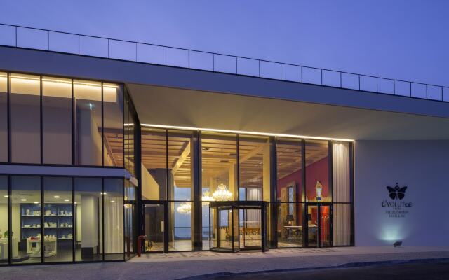 Evolutee Hotel вид на фасад