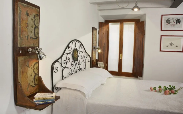 Casa Del Portico
