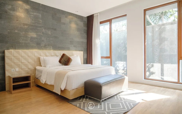 Asmaya 7BR Villa private heated pool and billiard