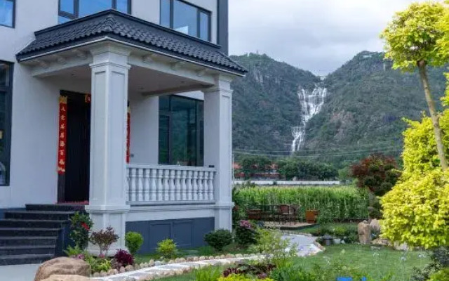 He Mu Homestay
