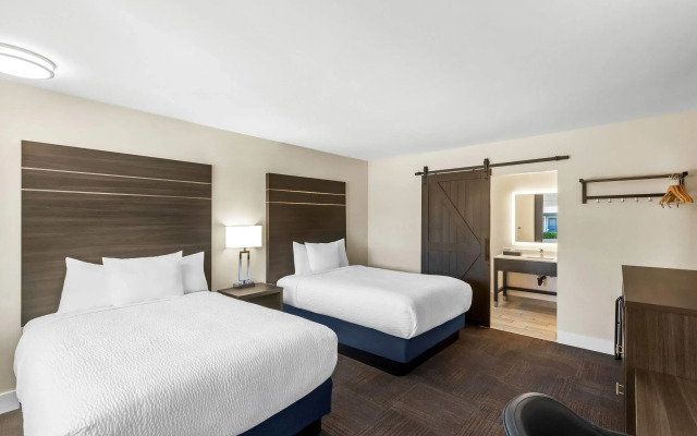 Travelodge by Wyndham Santa Rosa Wine Country