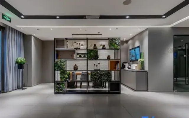 Home Inn Select Chengdu Kuanzhai Alley Fuqin Night Market Branch‌