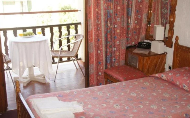 Averof Hotel