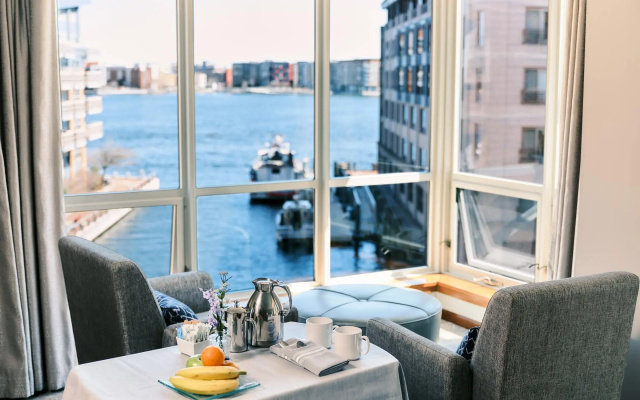 Battery Wharf Hotel, Boston Waterfront