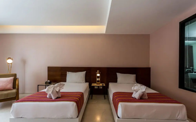 Moxi Boutique Hotel