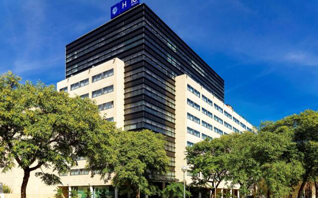 Отель H10 Marina Barcelona Испания, Барселона - 12 отзывов об отеле, цены и фото номеров - забронировать отель H10 Marina Barcelona онлайн вид на фасад