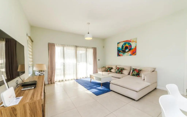 Beachcove Apt 9 in Pereybere