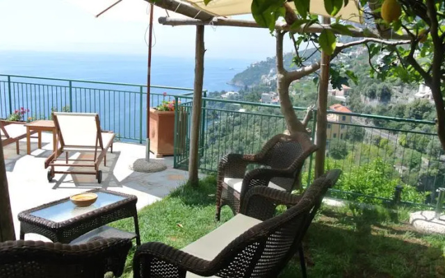 Villa Lauro LAntica Cappella