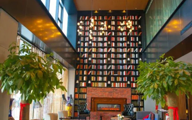 Jinhai Hotel (Zhengzhou University Branch, Zhengzhou High tech Zone)