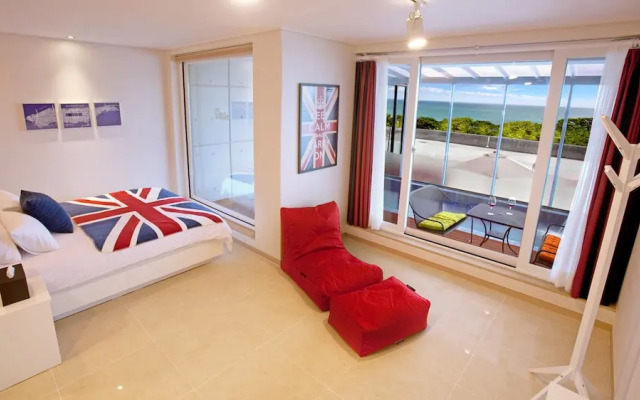The Marine Pool Villa