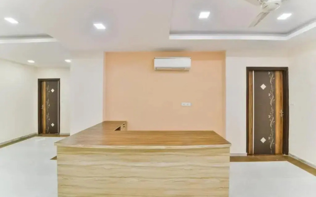Hotel Paradise by OYO Rooms