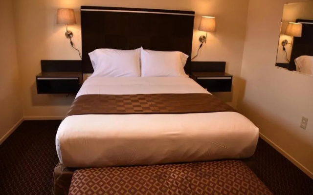 Baycities Motel