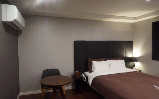 Hotel The Sun