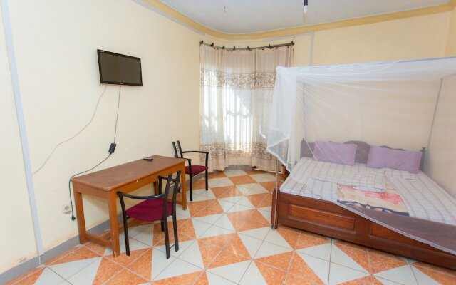 Hotel Heartland in Kigali, Rwanda from 64$, photos, reviews - zenhotels.com guestroom