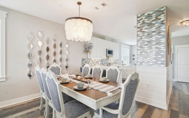 Sunset Sands by Ryson Vacation Rentals