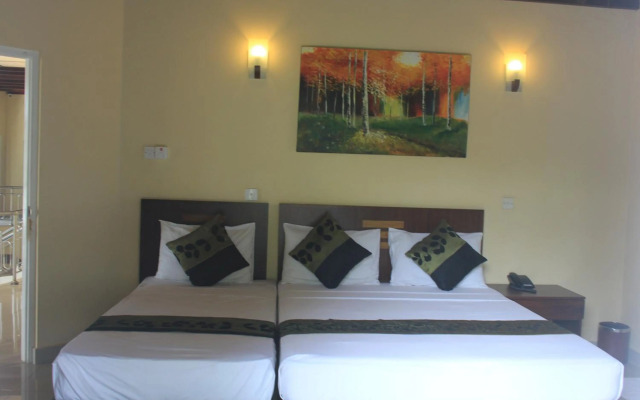 Grand 7 Hotel - Thalawathugoda