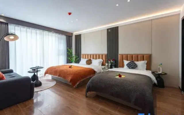 Slow Time Xiaozhu Homestay(Zhongshan Road Ferry Terminal Store)