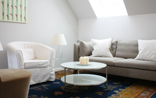 GoVienna 3BR Penthouse Apartment