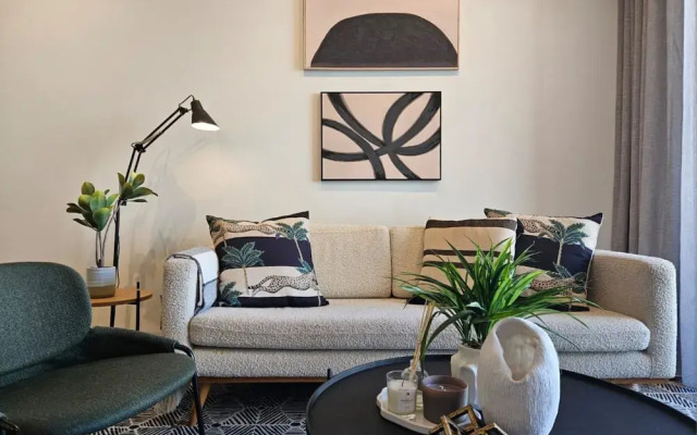 FOUR on O - Fluent Serviced Apartments