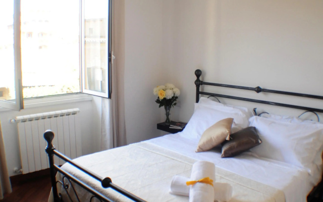 Little Rhome Suites