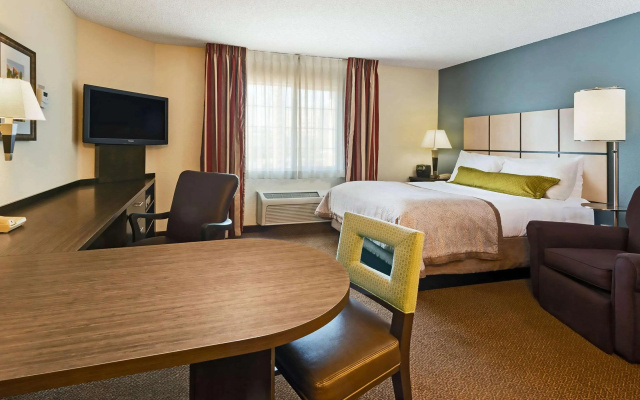 MainStay Suites Kansas City Overland Park