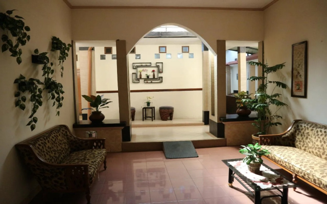 Hotel Serayu