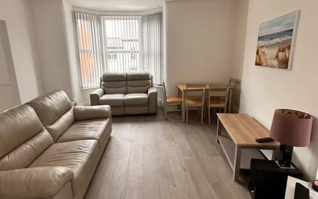 Apartment Sleeps 2 With Wifi