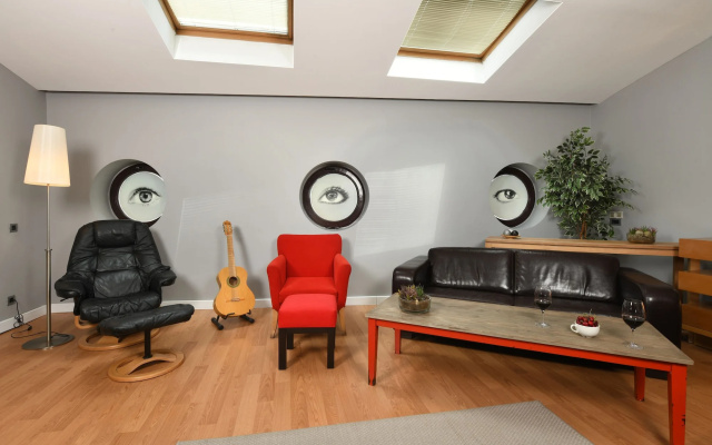 Отель Ansen Suites