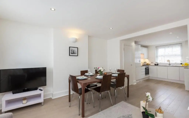 Covent Garden Maisonette