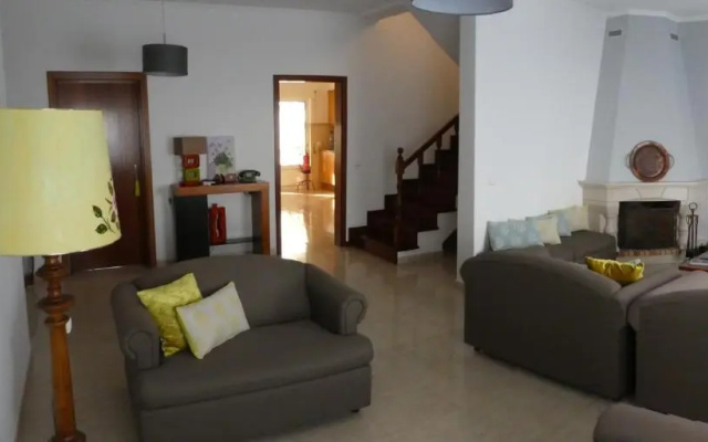 Casa Areal de Santa Barbara