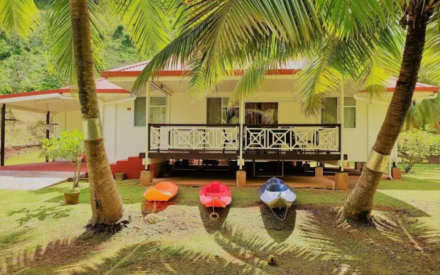 Huahine - Hibiscus House