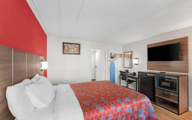 Econo Lodge Cranston - Providence