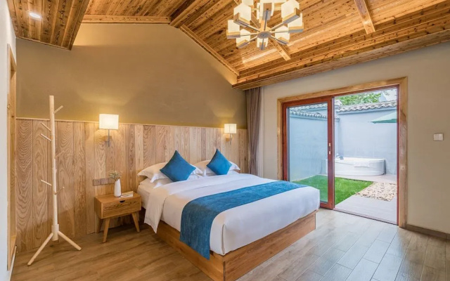 Moon Villa Resort